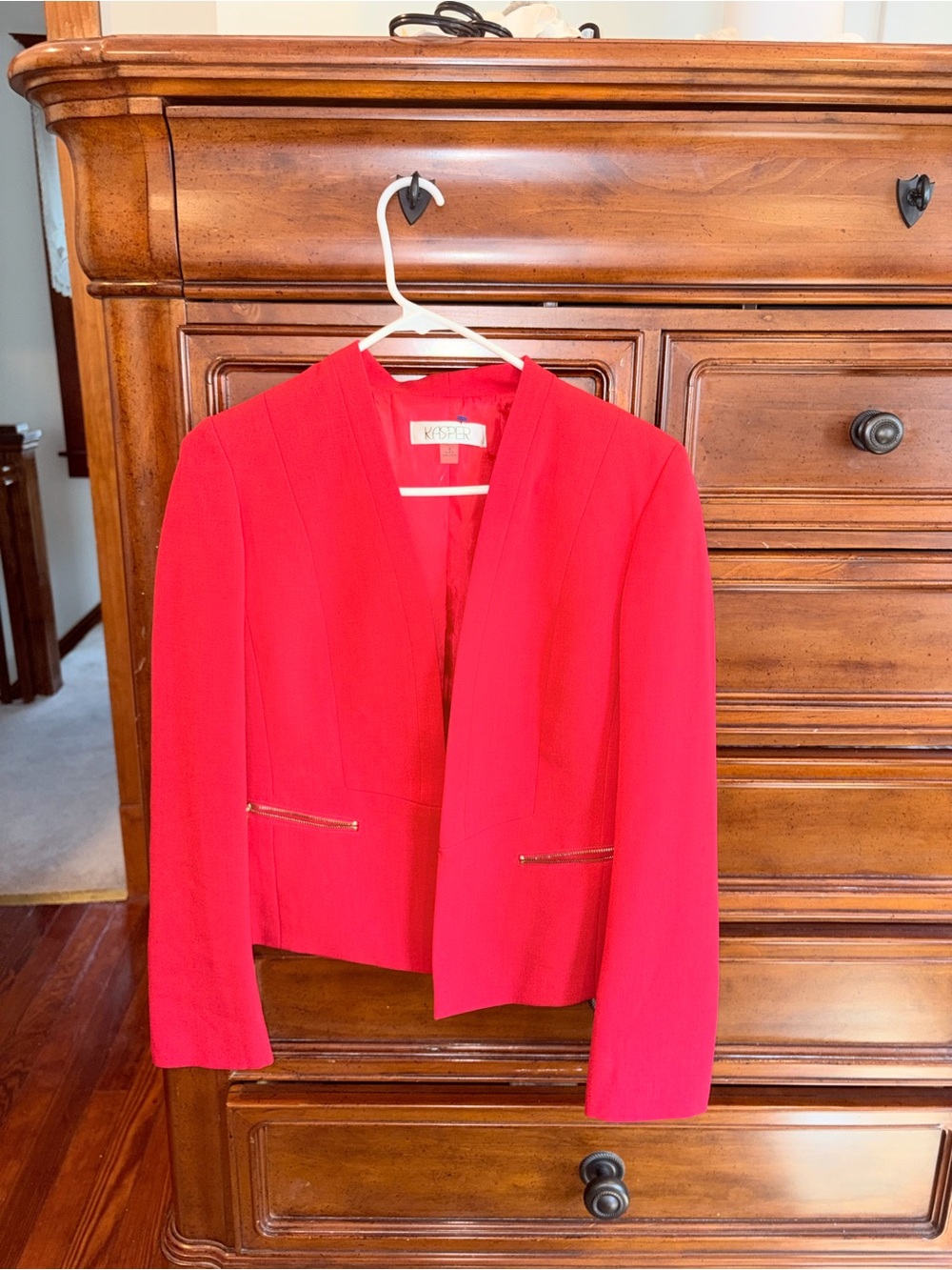 Kasper Red Open Front Blazer Gold Zip Detail Career Jacket Size 4